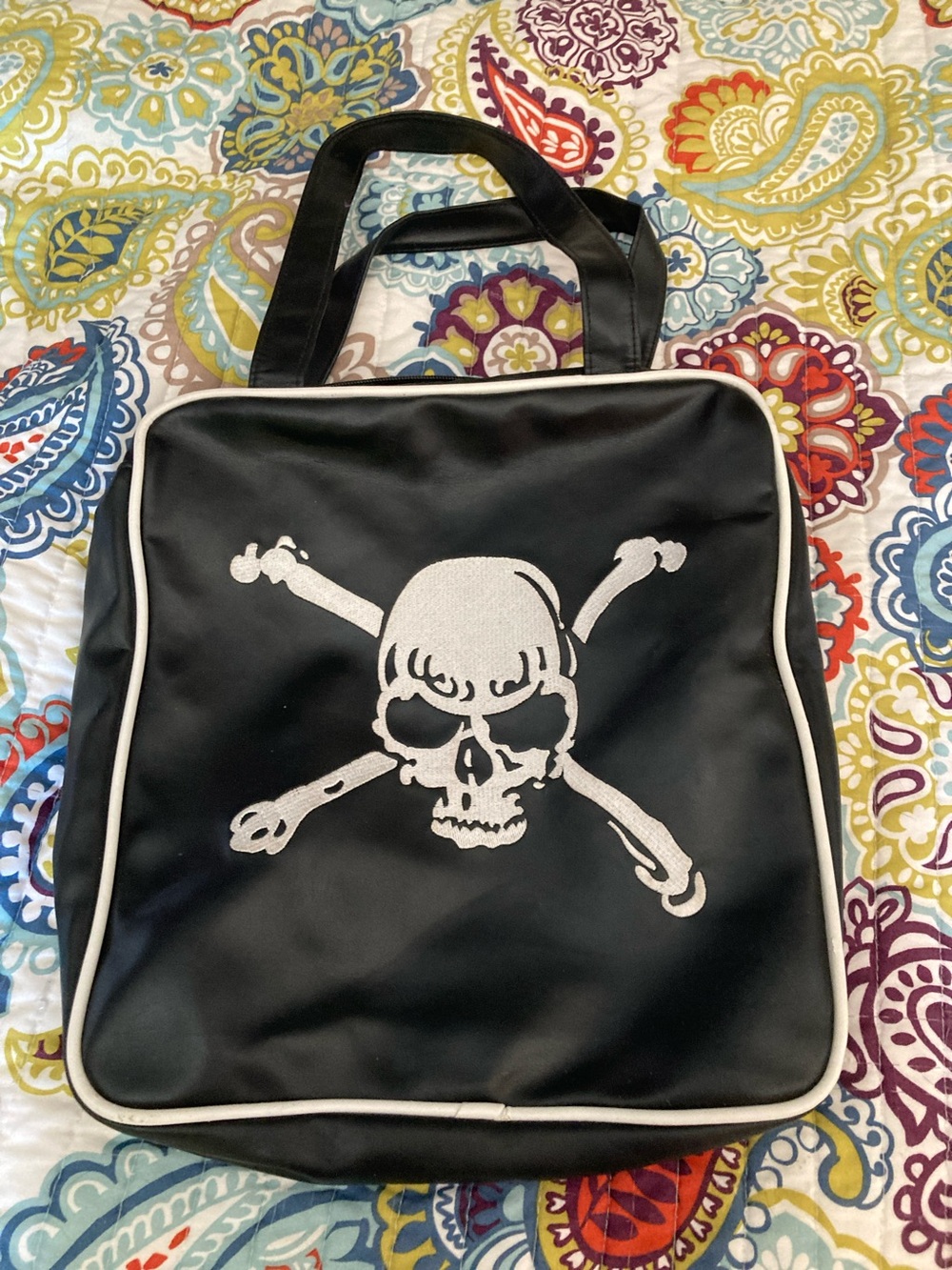 Black Skull & Crossbones Messenger Bag for Men
